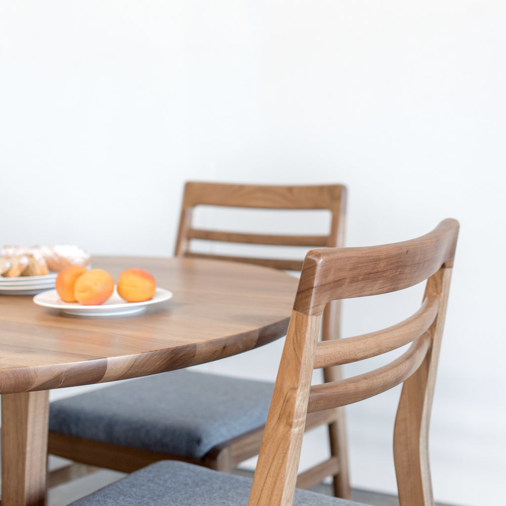 Oak Park Dining Table